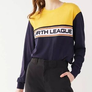 Urban Outfitters North League Long Sleeve Graphic Tee | Small